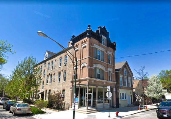 2100 N. Hoyne Ave. property
